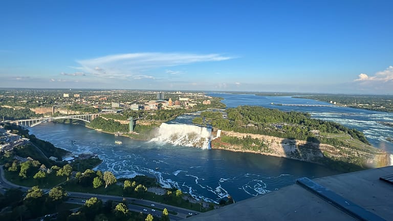 Explore Niagara Falls from Toronto: A Hassle-Free Guide to Public Transportation